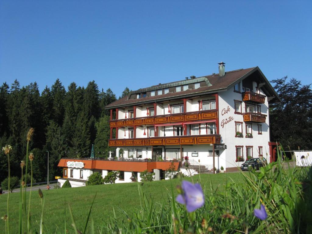 Hotel Cafe Günter Schwarzwalddorf Schwarzwalddorf Kniebis Exterior foto